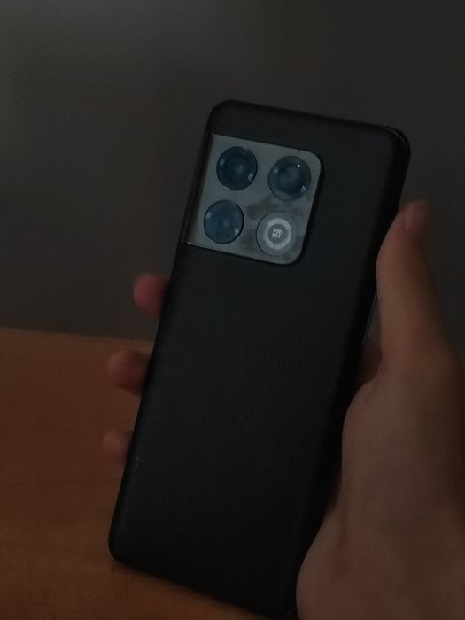 One Plus 10 pro 5g