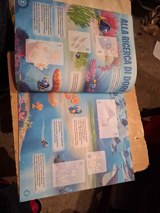 Album stickere dory