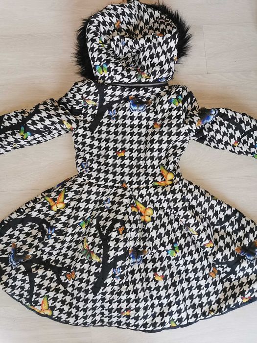 Сако черно по тялото и дамско палто