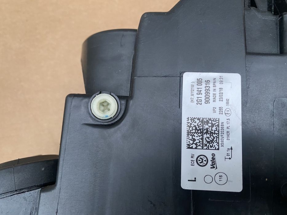 Фарове far фар за Фолксваген Поло 2017-18 2Г Vw Polo 2G1941005 ляв ори