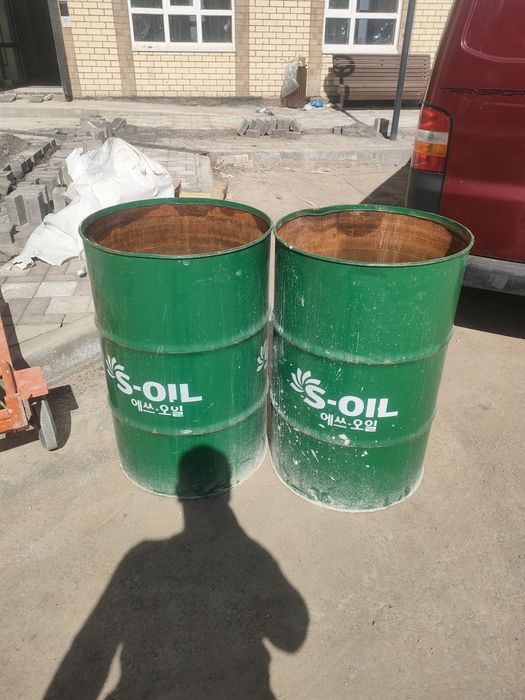 Продам бочки 200л