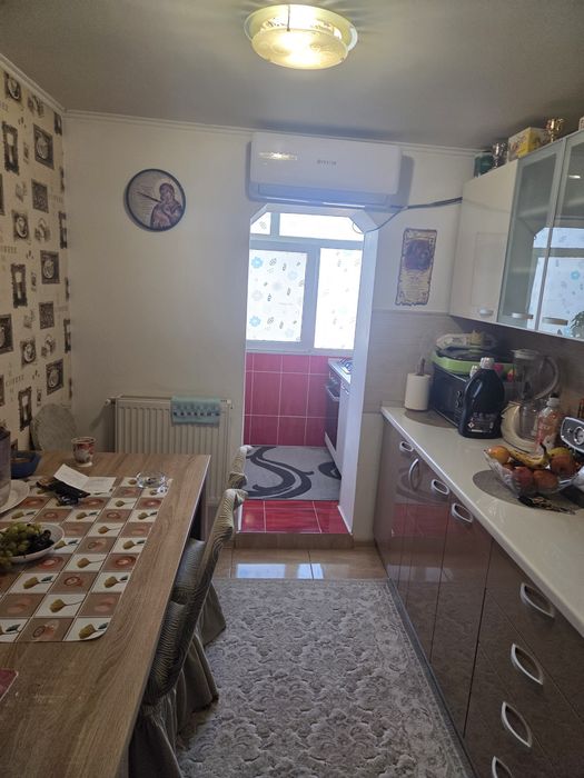 De vanzare apartament!