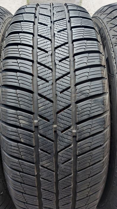 Зимни гуми 215/65/16 Barum Polaris 5 4 броя