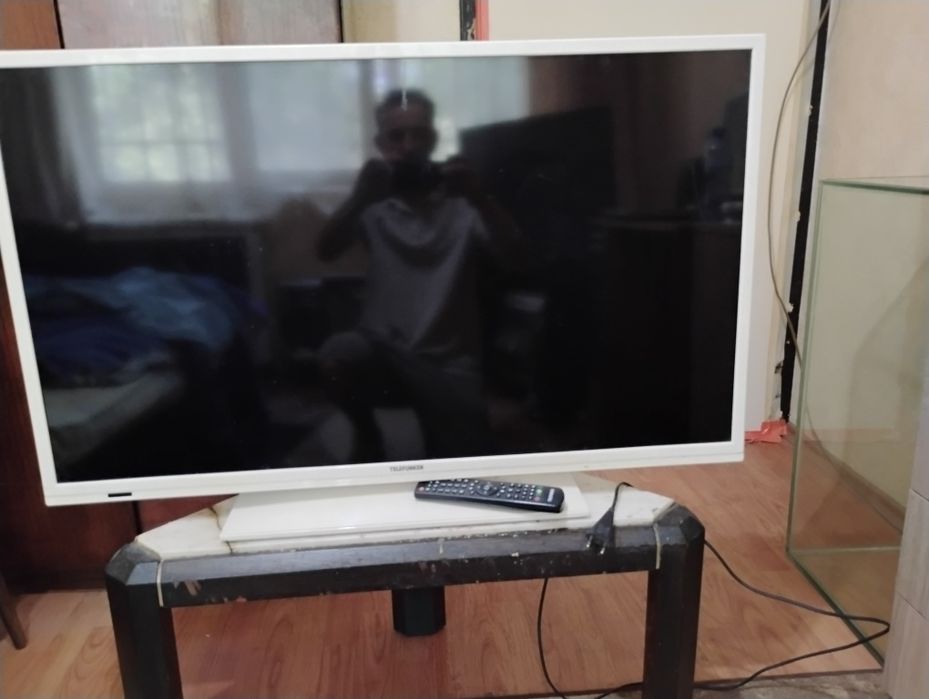 Продавам Телевизор  TELEFUNKEN 40inch