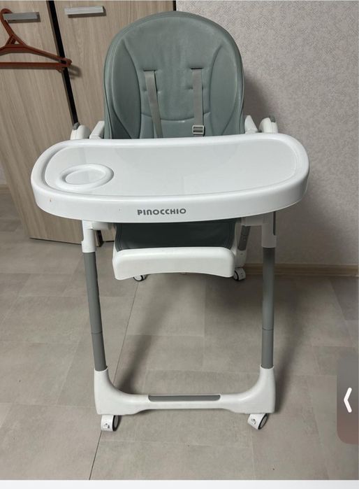 Продам стульчик для кормления