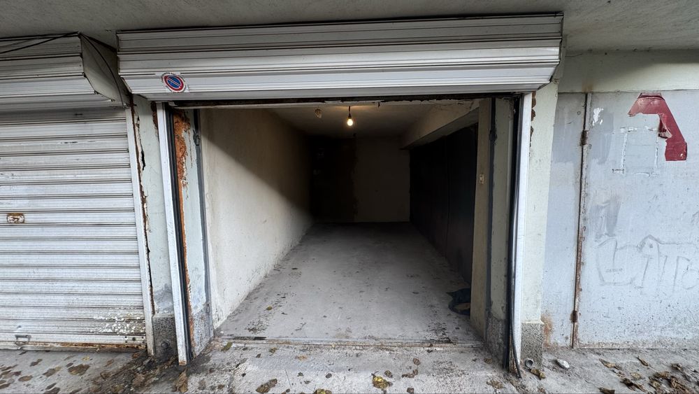 Дава се под наем Гараж / Паркомясто в Варна, Цветен квартал - 13 кв.м за 150 € - Снимка #2