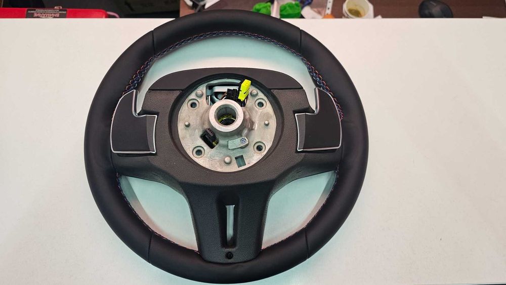 M5 F90 волан за BMW F серии