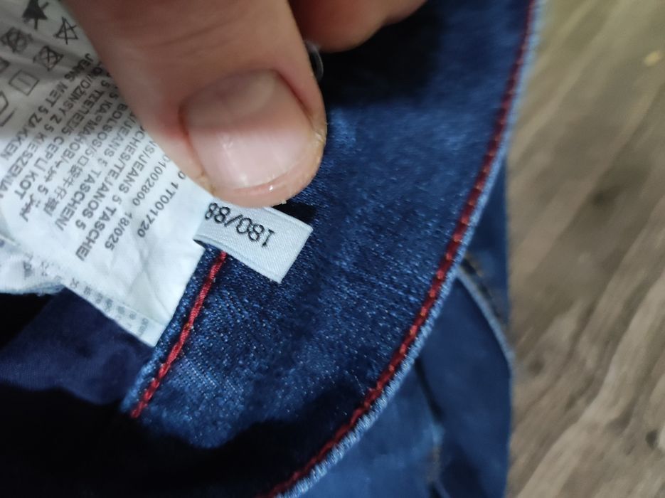 Vând jeans Trusardi bărbați mărime 50/W36