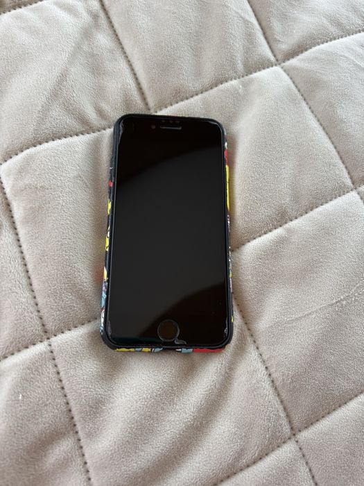 Продам  айфон  7 в идеале