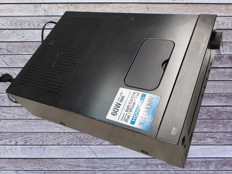Amplituner Pioneer cu CD USB HDMi  și Player Orion cu USB ; fiecare vine cu telecomanda Originală