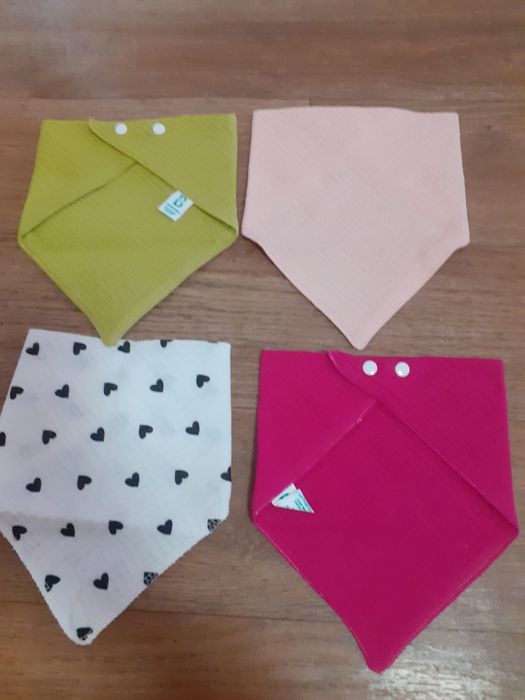 Продам муслиновые слюнявчики