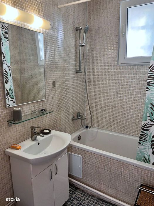 Apartament cu 3 camere cu priveliste spre Parcul Central