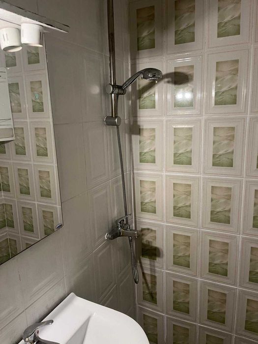 Inchiriez Apartament Valea Rosie - More