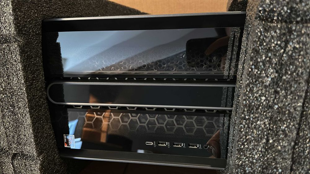 Desktop Alienware Aurora R14 Ryzen 7 5800X3D 64GB Radeon 6900 XT 1TB ...