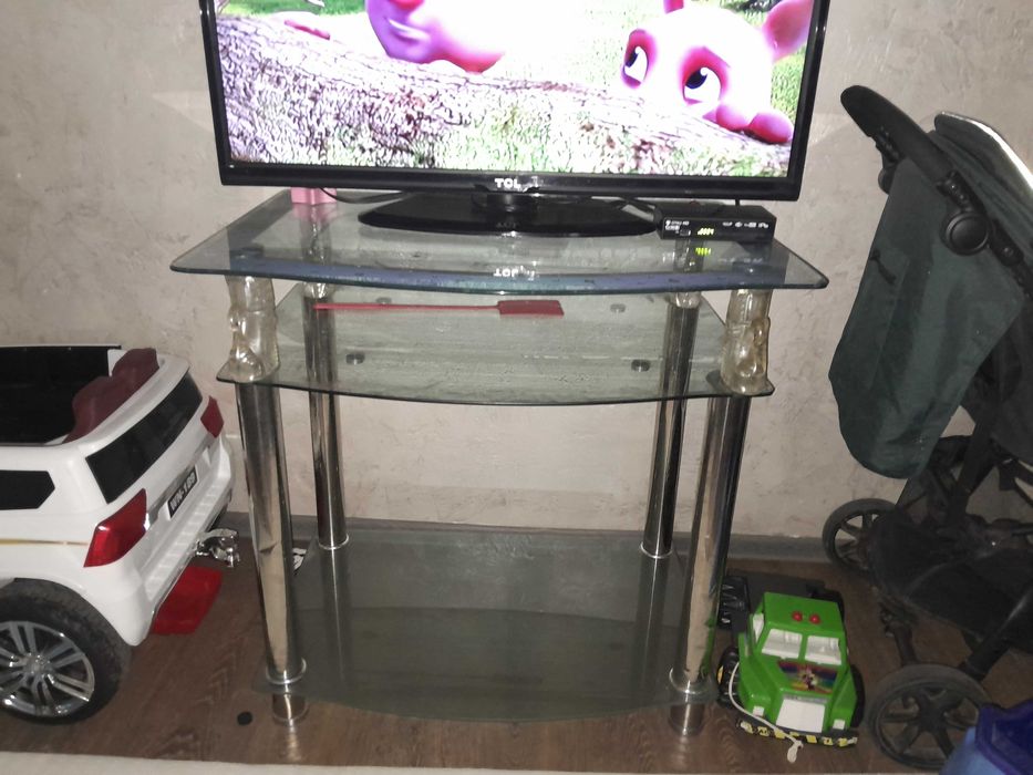 Подставка для телевизора