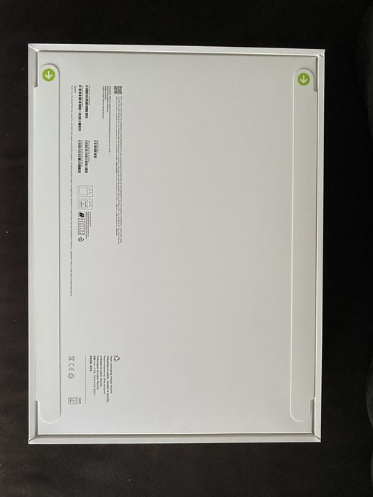 Macbook Pro M5 - 10C CPU | 10C GPU | 32GB RAM | 4TB SSD - Model A3434 чисто нов | brand new | фактура | гаранция
