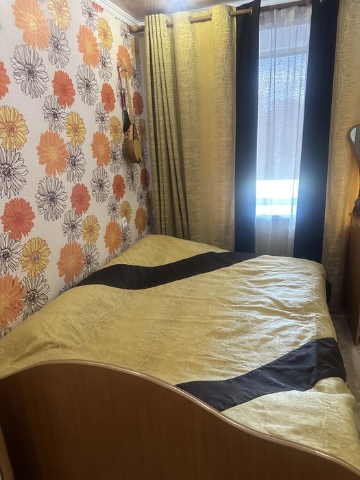 Продам шторы с тюлями