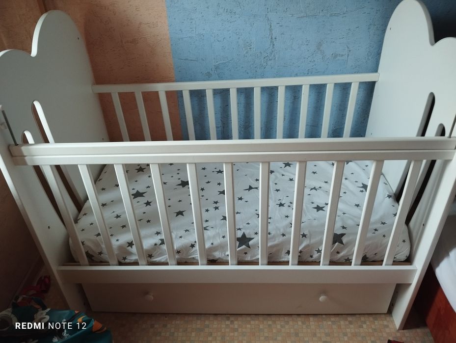 Кроватка детская