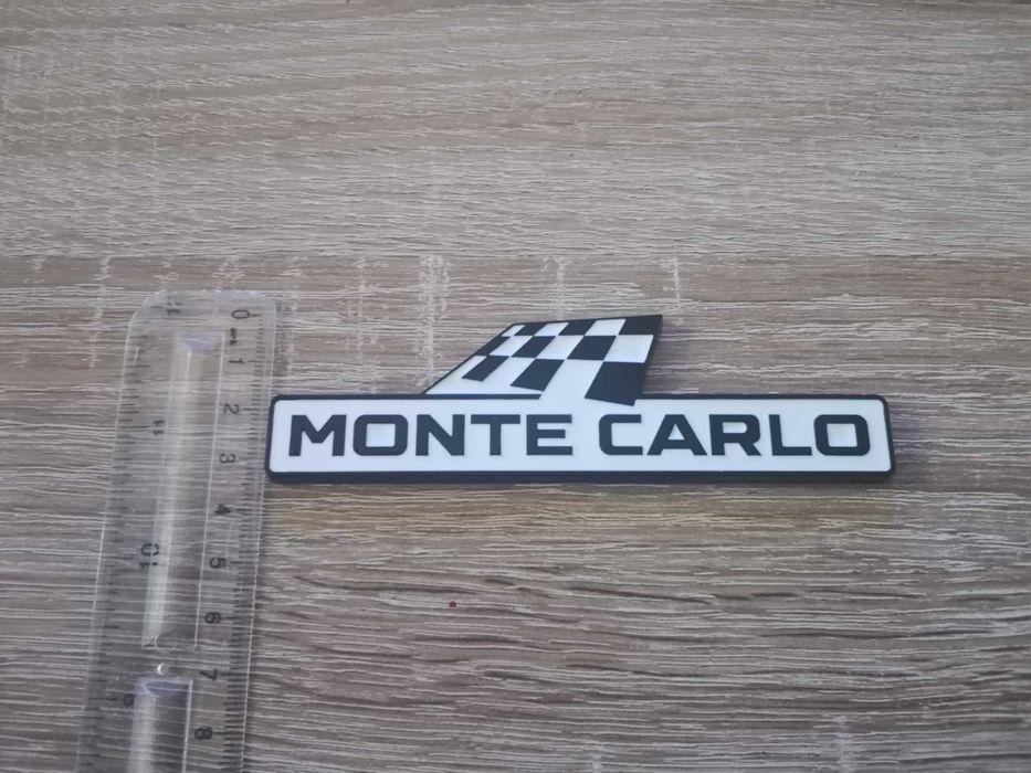 емблема Skoda Monte Carlo черно с бяло