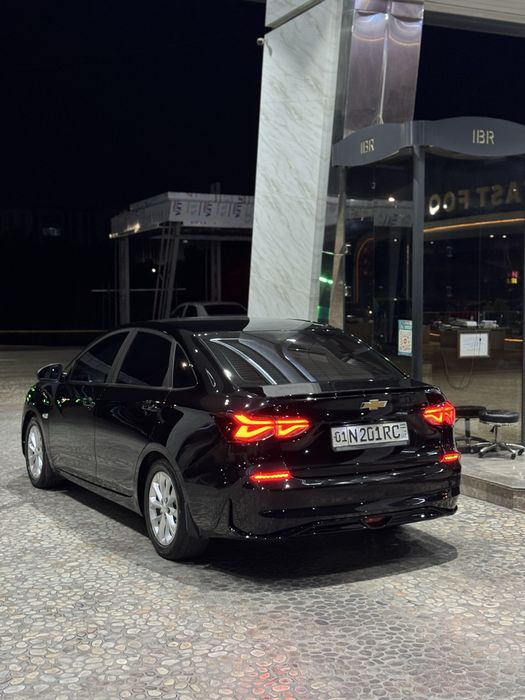 Monza 1.5 qora 40 000 km yurgan