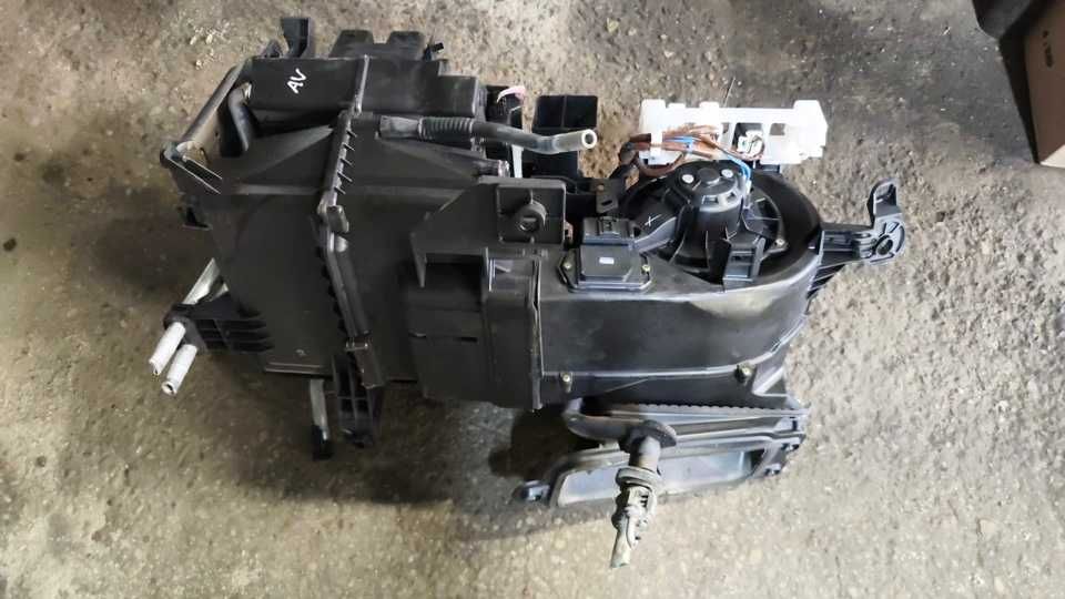 Печка салона в сборе Ford(Форд) Focus, Avensis, Fabia, Corolla 120