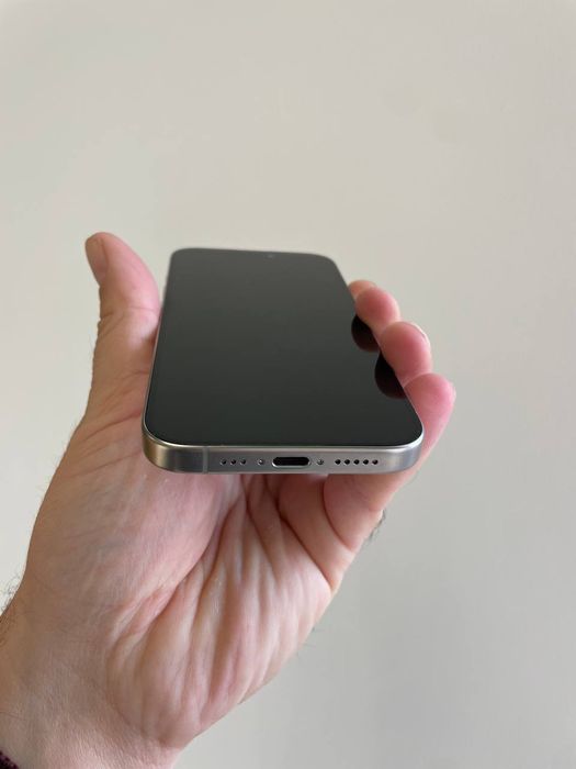 iPhone 15 pro 128 gb 89% yomkost