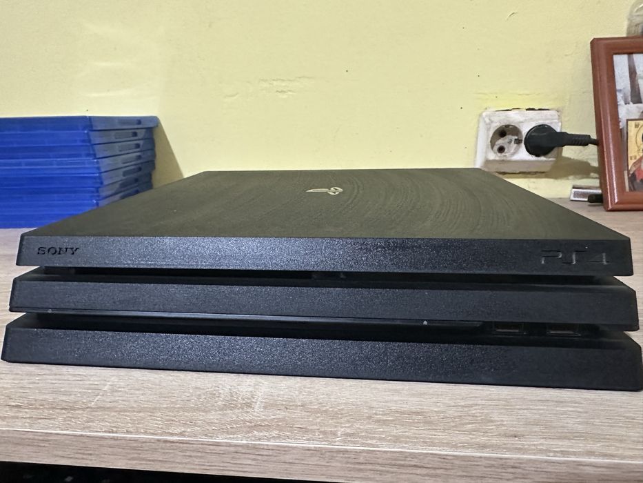 Ps4 pro.
