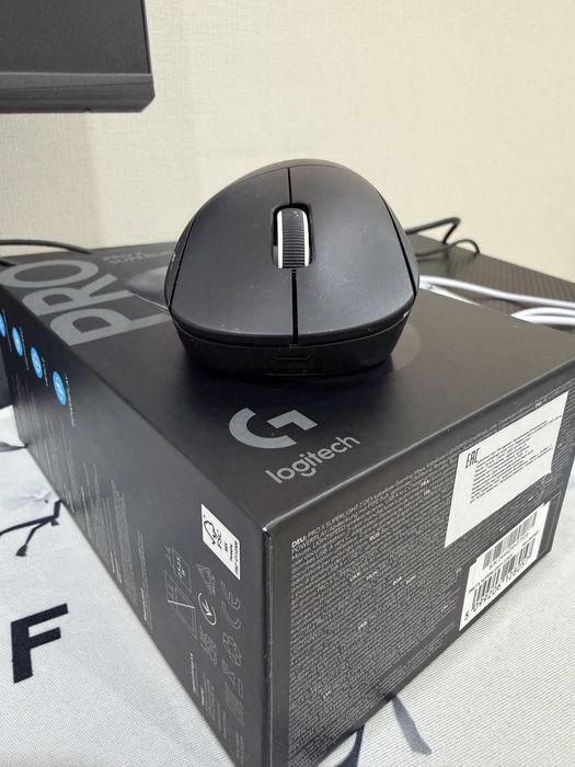 Беспооводная мышь logitech Superlight 2 DEX