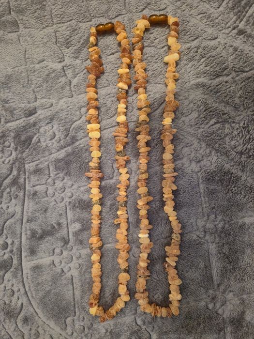 Продам бусы янтарные 3500 тг