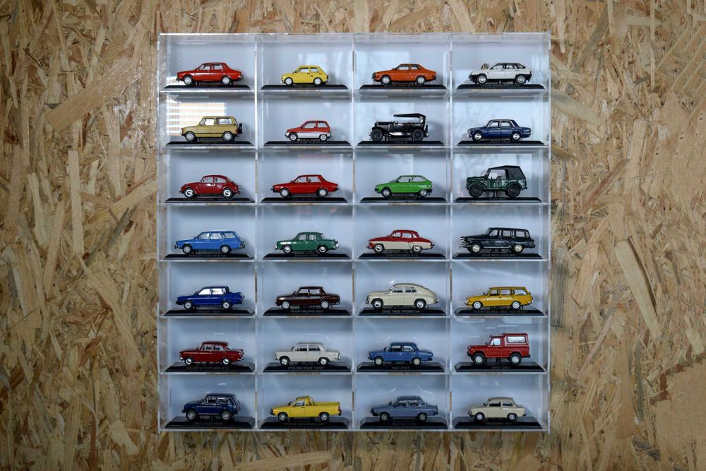 Suport expunere acrilic-tip fagure-machete 1:43-Masini de legenda