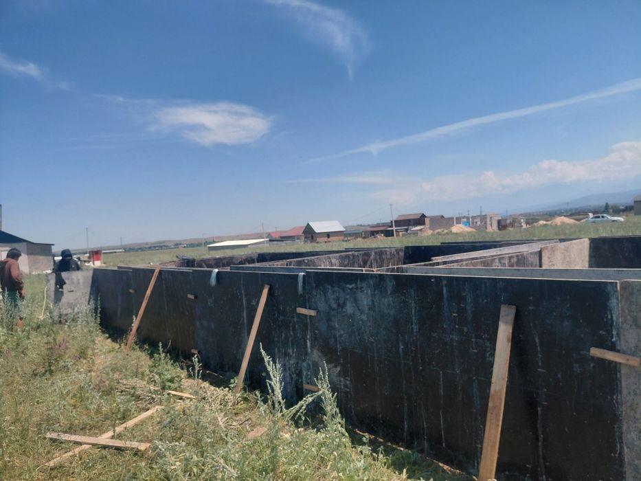 Село шамалганда жер бар фундаментпен