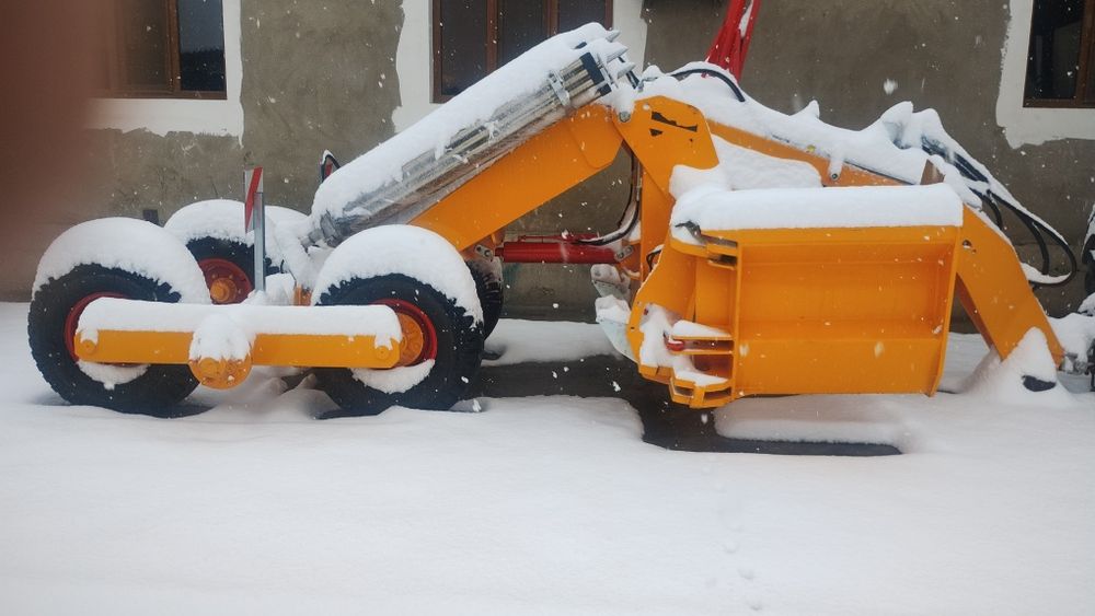 Лазирни дилнабаз сотилади 4 метрлик.нархи 120 миллон..  келишамиз.