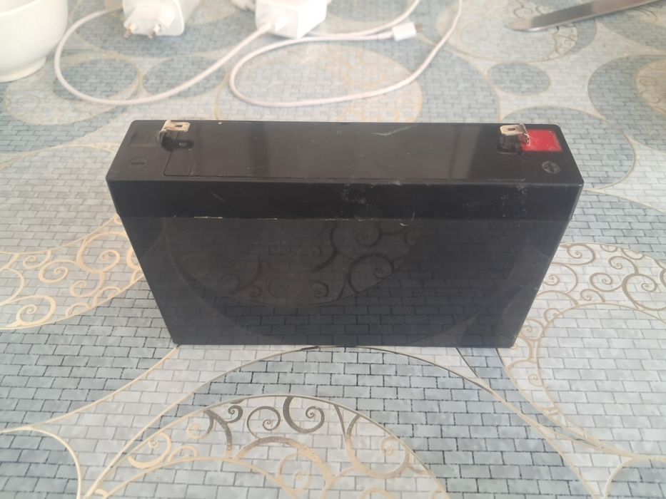 акумулятор китайской фирмы