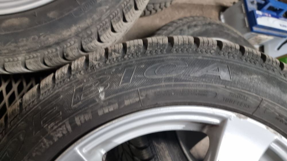 16" джанти с почти нови зимни гуми