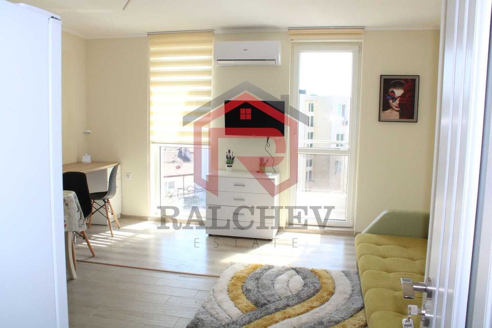 Дава се под наем Двустаен апартамент в Варна, Възраждане 3 - 60 кв.м за 341.7 € - Снимка #2