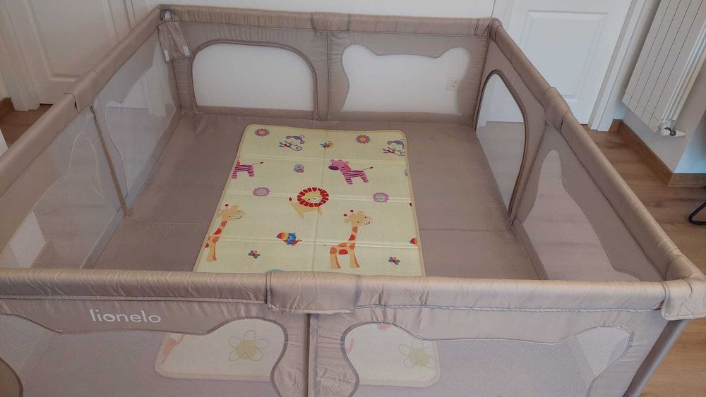 Tarc de joaca pentru copii - Lionelo Willow XL 180 x 200, compact, Grey Concrete