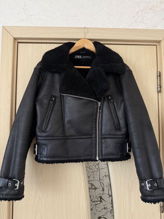 Дамско зимно яке Zara