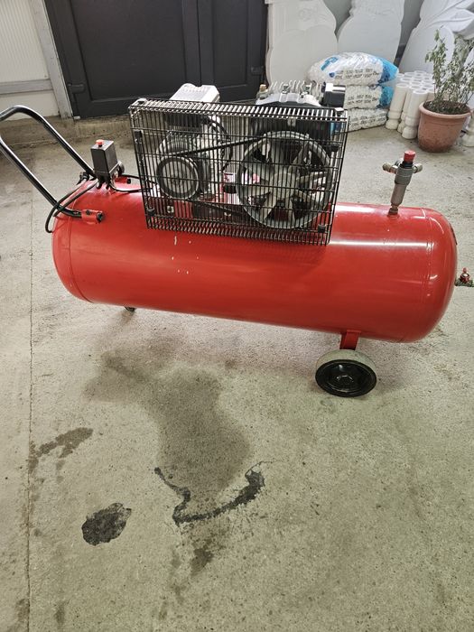 Compresor de aer Fini 200l