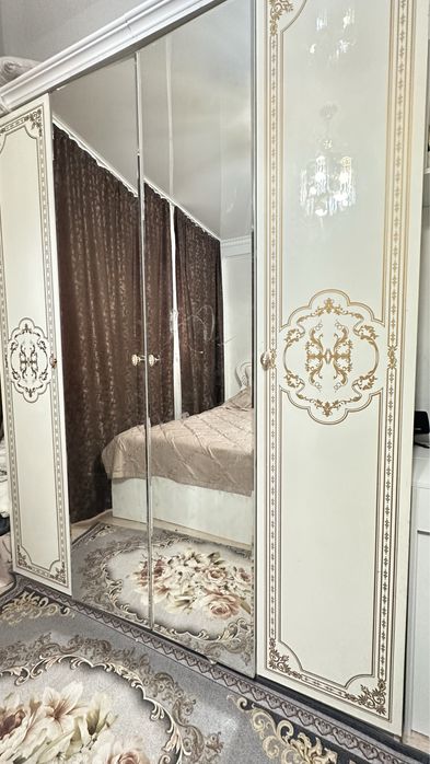 Спальный гарнитур