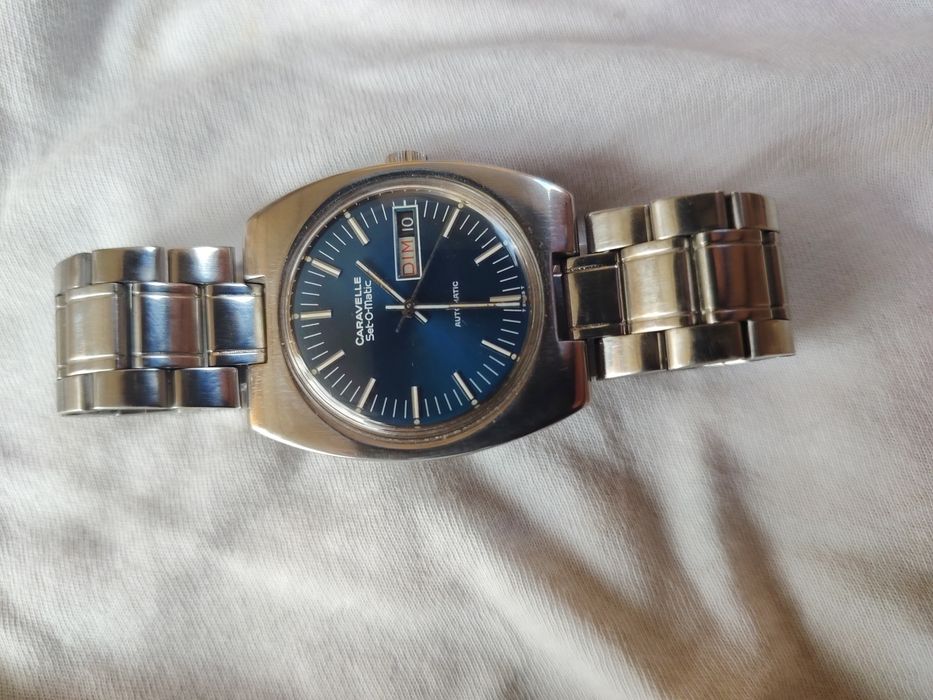 Ceas automatic și mecanic