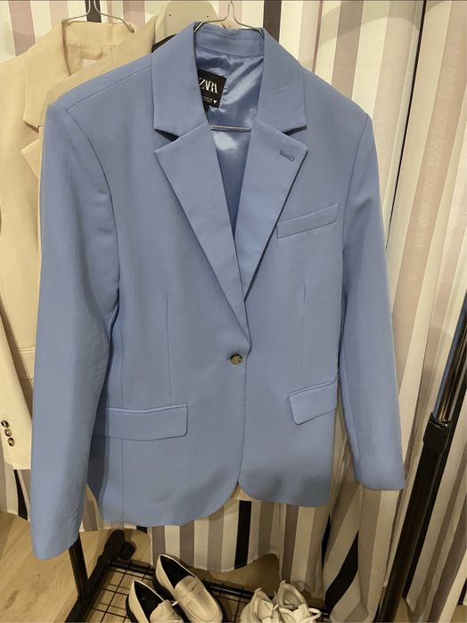 палта Манго М , Зара , Страдивариус