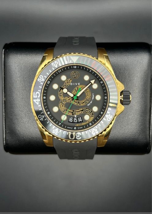 Ceas Gucci Dive Gold