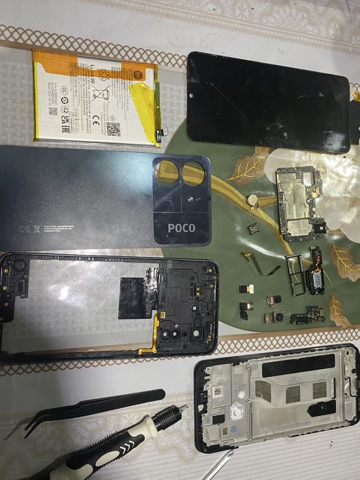 Телефон запчасть Poco C 65