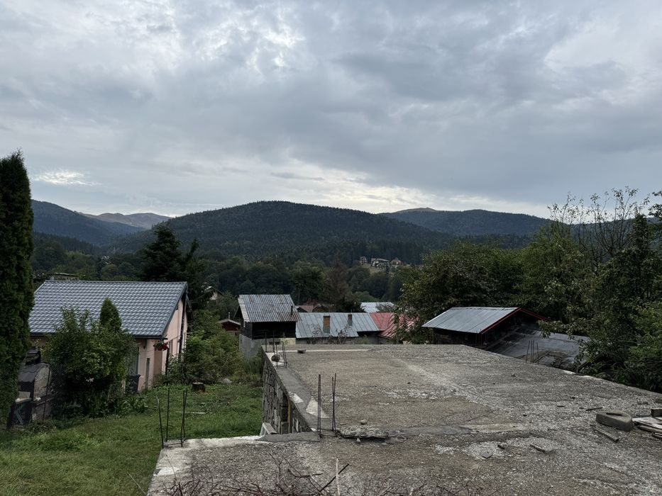 Vand / Schimb Teren Intravilan + Demisol Busteni Poiana Tapului