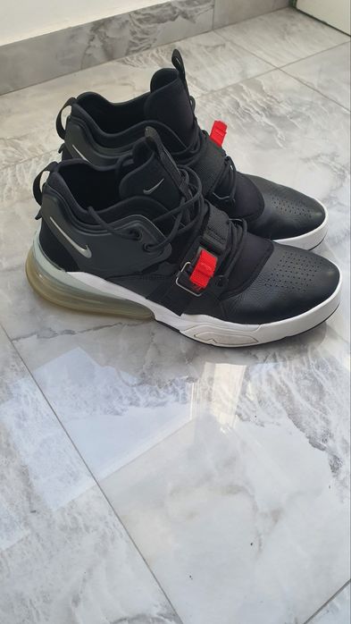 Маратонки Nike AIR FORCE 270/ 45-номер