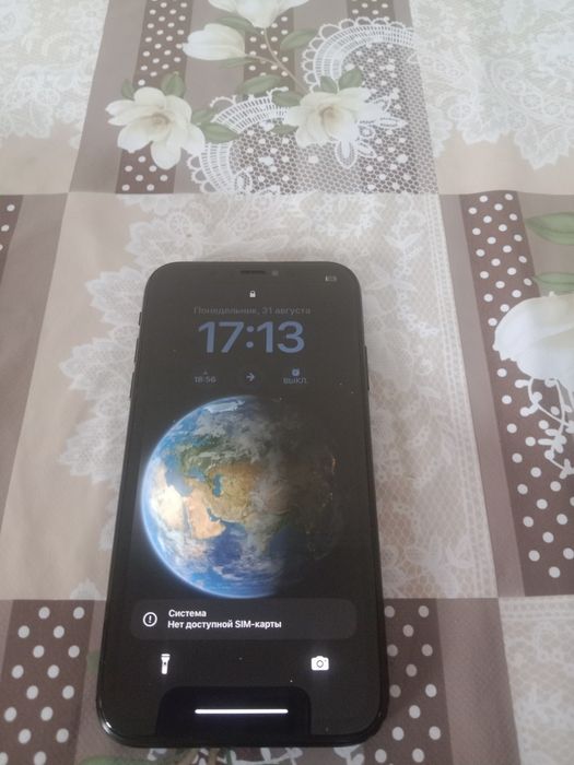 Iphone.  Xr.  64gb