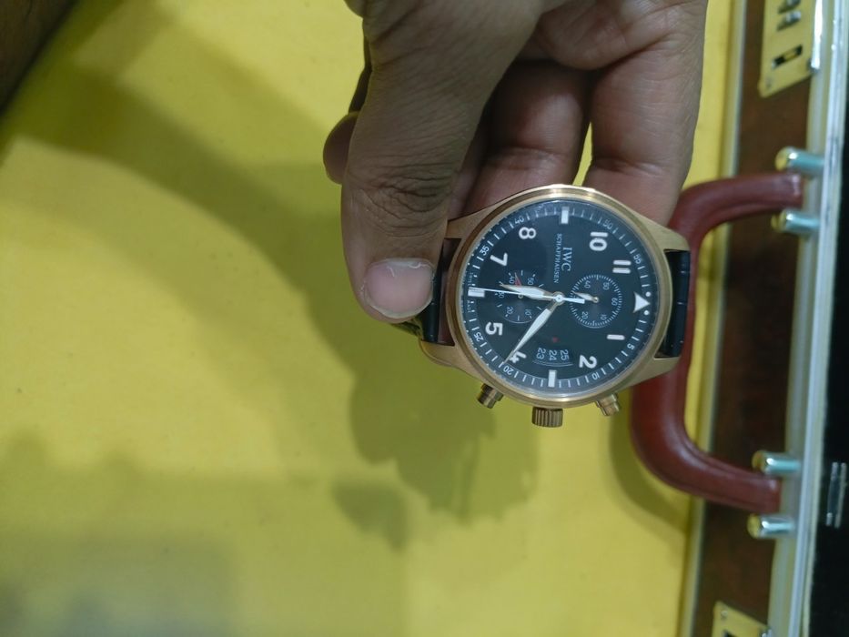 IWC Schaufhausen automatic mexanika soati holati yaxshi ruchnoy zavat
