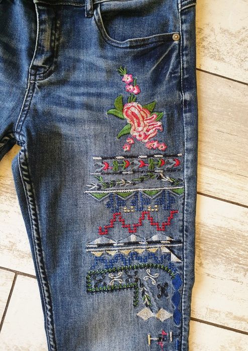 Продавам Дънки Десигуал