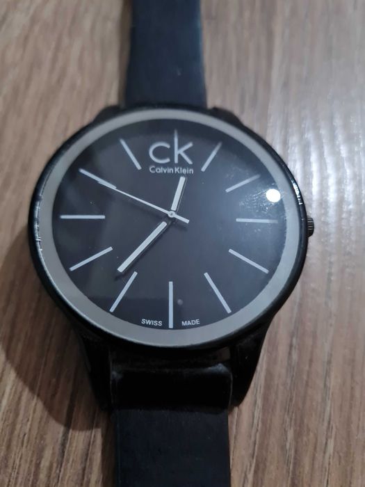 Часовник QUARTZ, черен, елегантен