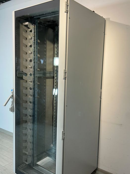 Rack Server de Podea pe Roți, Dulap Cabinet Închis